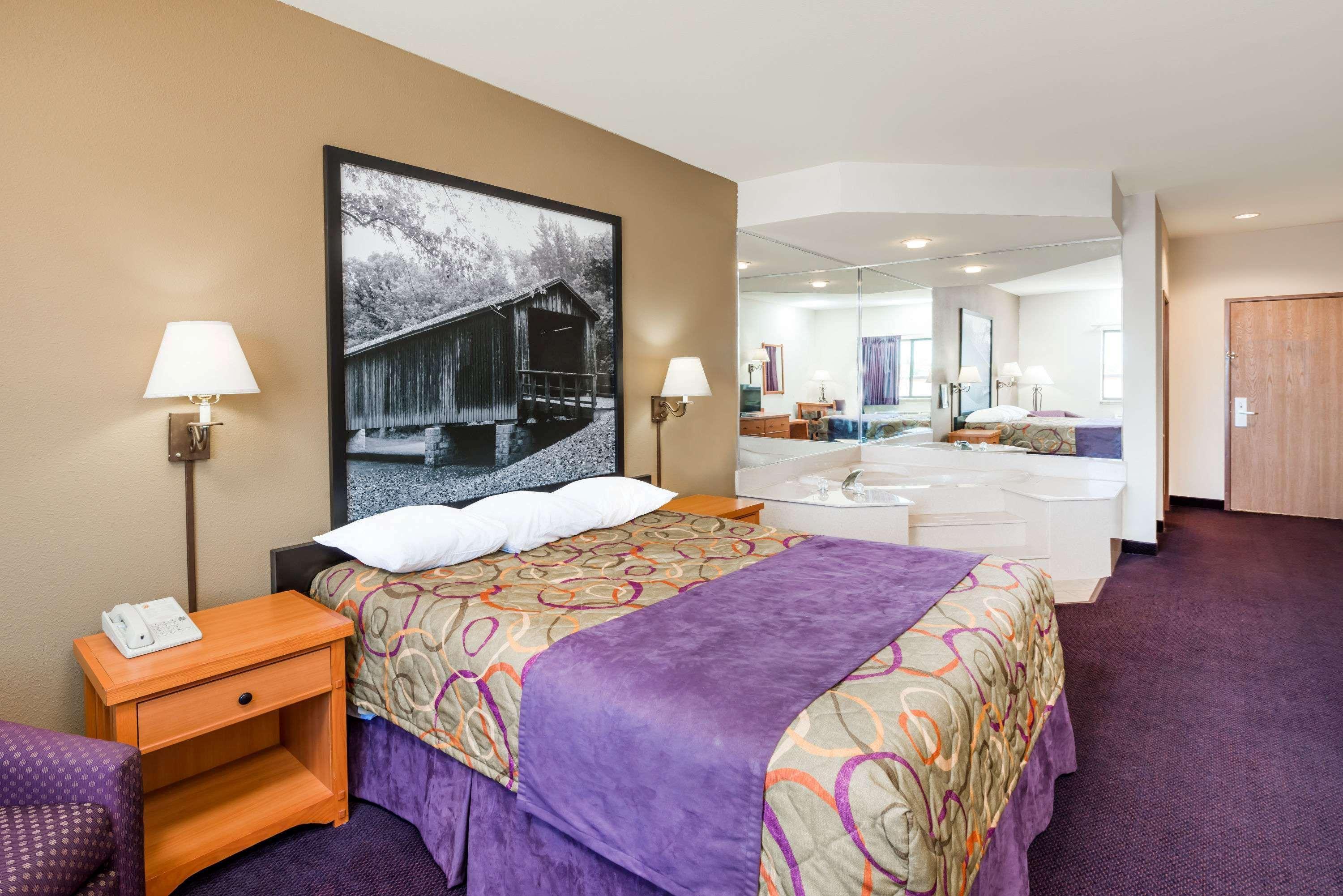 Super 8 By Wyndham Columbia East Hotell Exteriör bild