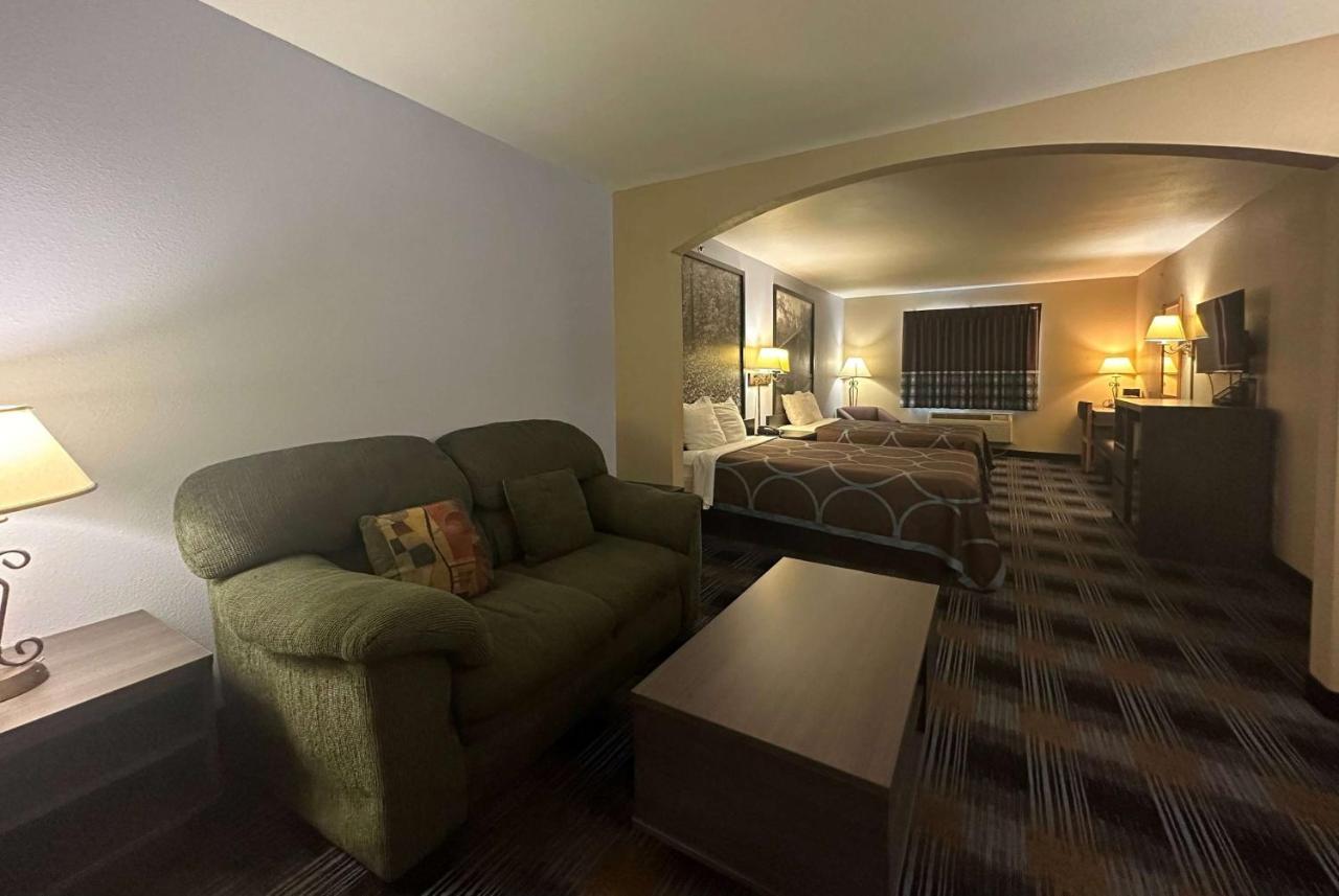 Super 8 By Wyndham Columbia East Hotell Exteriör bild