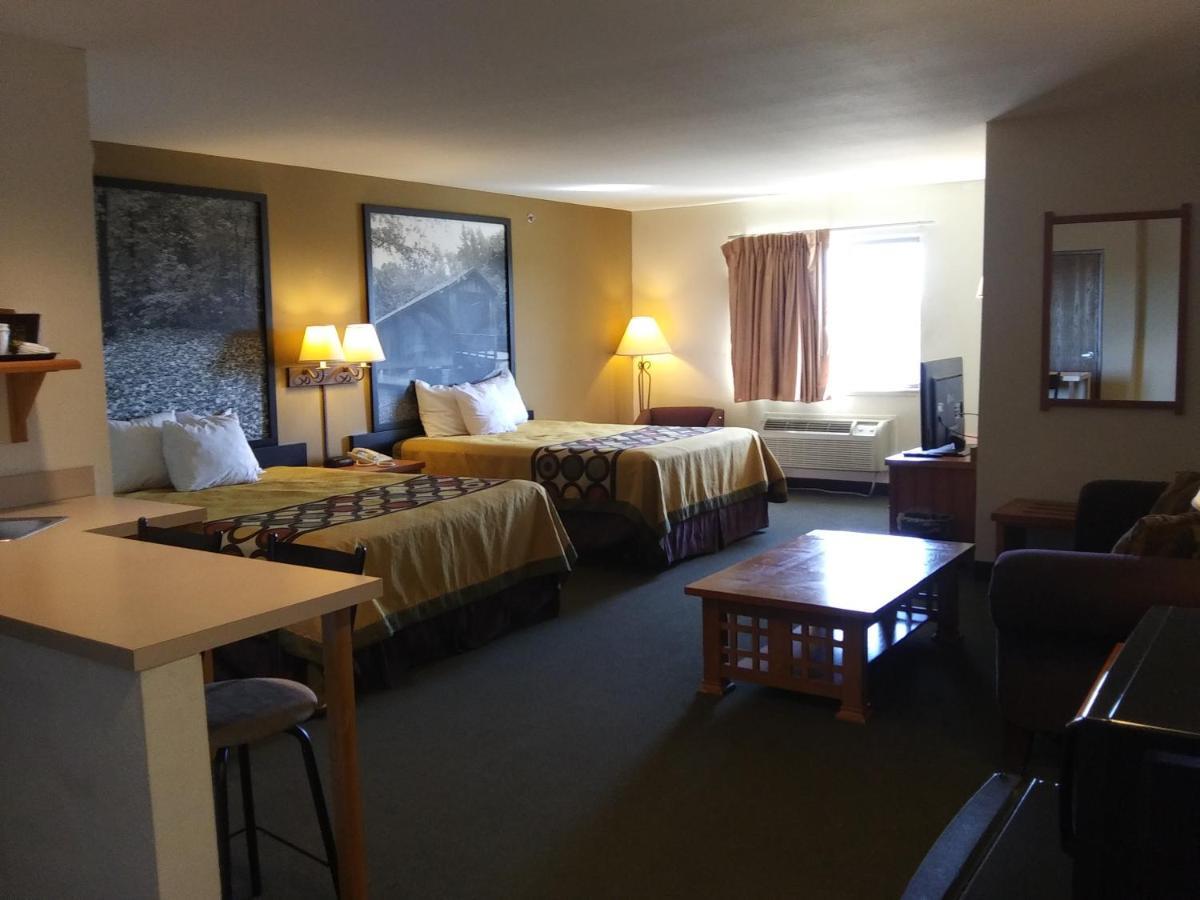 Super 8 By Wyndham Columbia East Hotell Exteriör bild